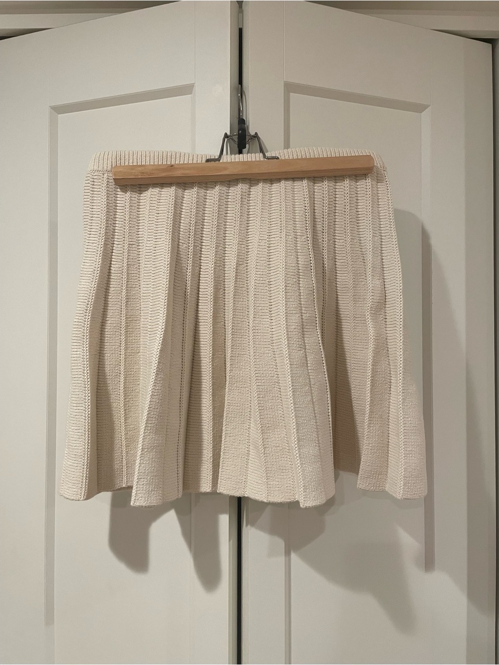 Reformation Mattia pleated mini skirt - Picture 2 of 4